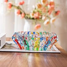 Táirgí gloine lámhphéinteáilte