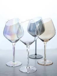 Úsáidí goblets gloine